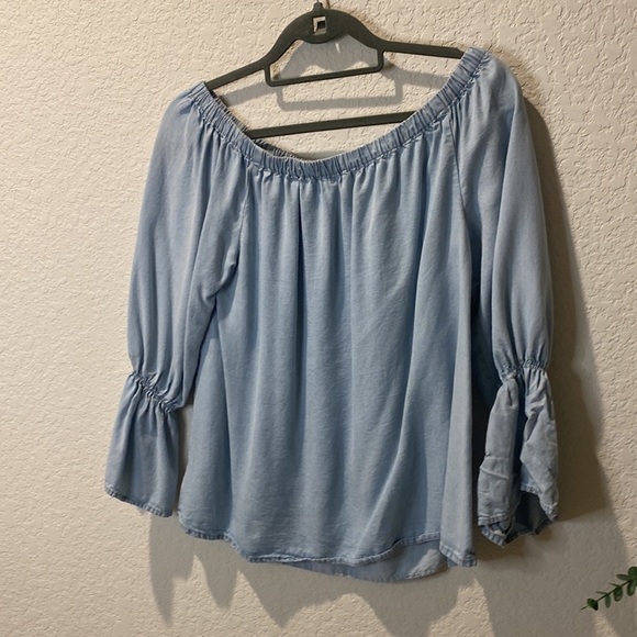 Sanctuary Charlotte Off the Shoulder Chambray Top - Picture 5 of 5